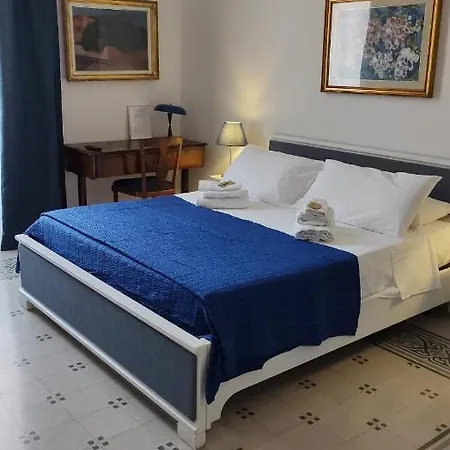 Oda ve Kahvaltı Arte Bianca Palermo